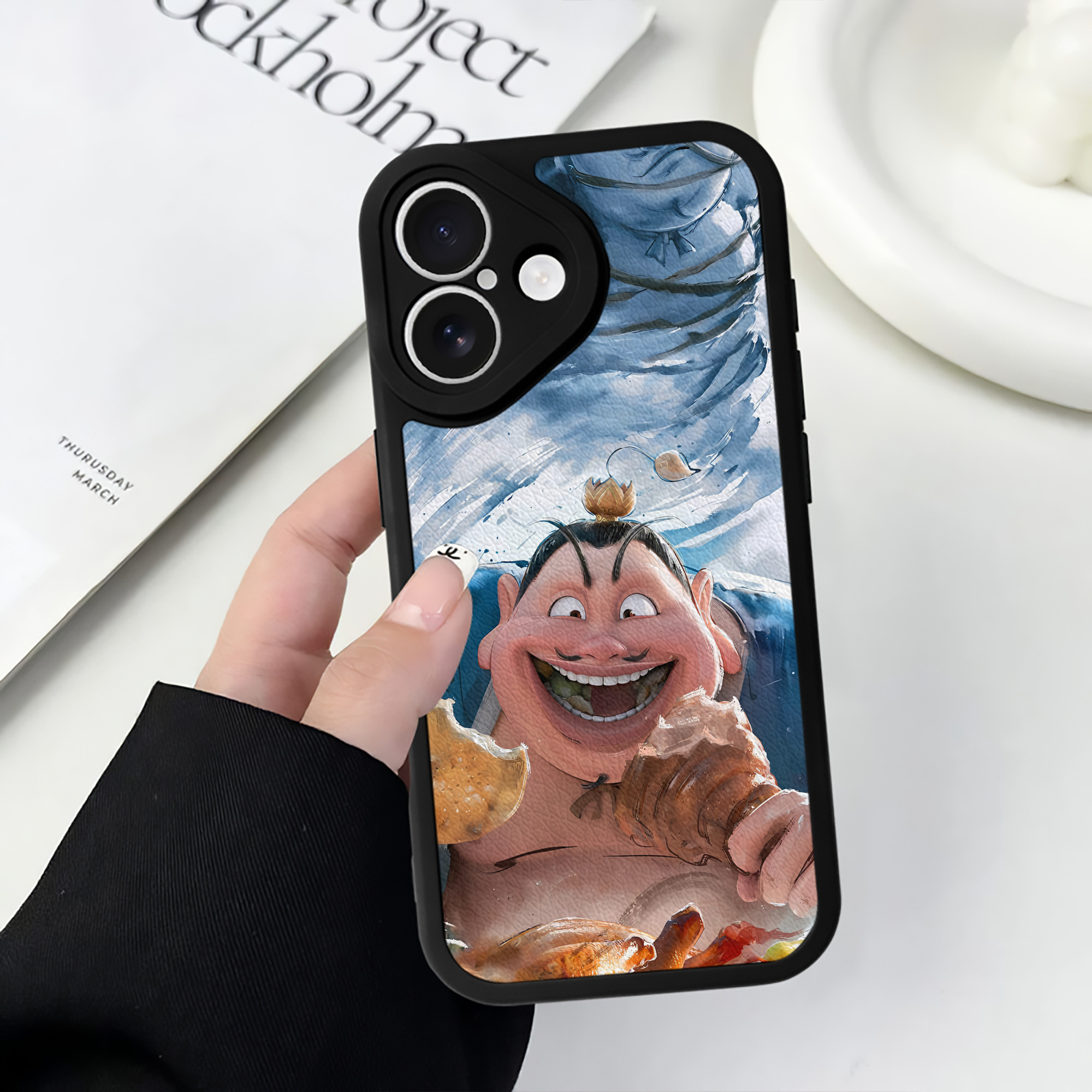 （画像用） Ne Zha 2 ナタ 魔童の大暴れ 【iPhone 16シリーズ対応】シリコンスマホケース（レザー調） 材質：シリコン